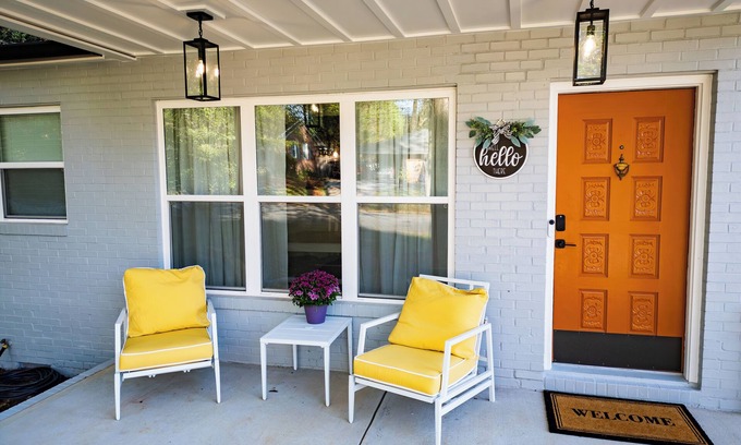 Covington House | Charming 3-bedroom house with WiFi and AC in Covington
