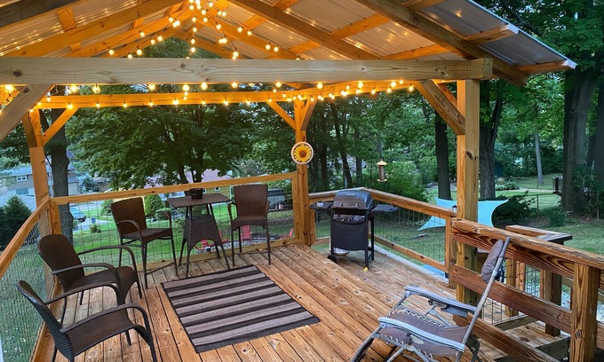Erie House | Charming 3-bedroom home with off street parking