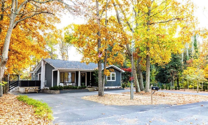 Lower Township House | Charming 3-bedroom house in Cul de sac surrounded by forest