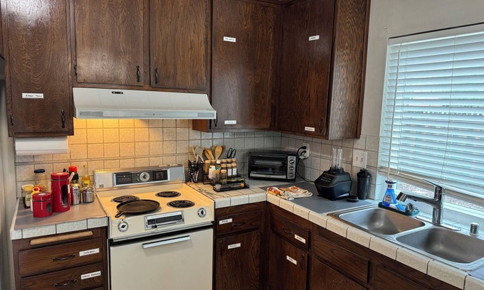 South San Jose House | Charming 3-bedroom house with AC and WiFi in tranquil San Jose