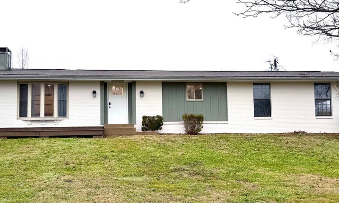 Cotter House | Charming 3-bedroom house with AC, WiFi in tranquil Cotter