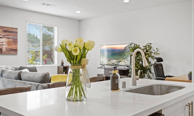 Orange House | Charming 3-bedroom house in Orange