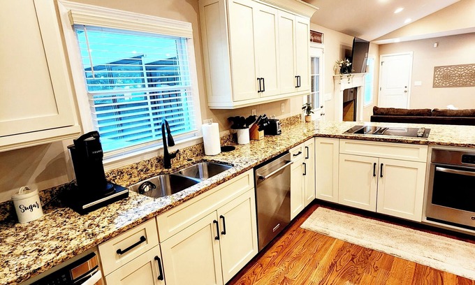 Tucker House | Charming 3-bedroom house in welcoming Tucker