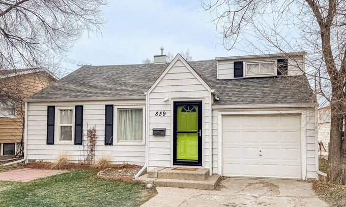 Central - Terry House | Charming 3 bedroom Midtown Cottage