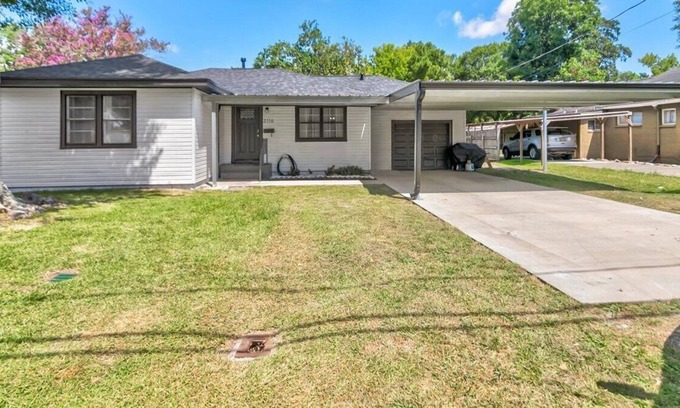 Port Neches House | Charming 3 bedroom home in Port Neches