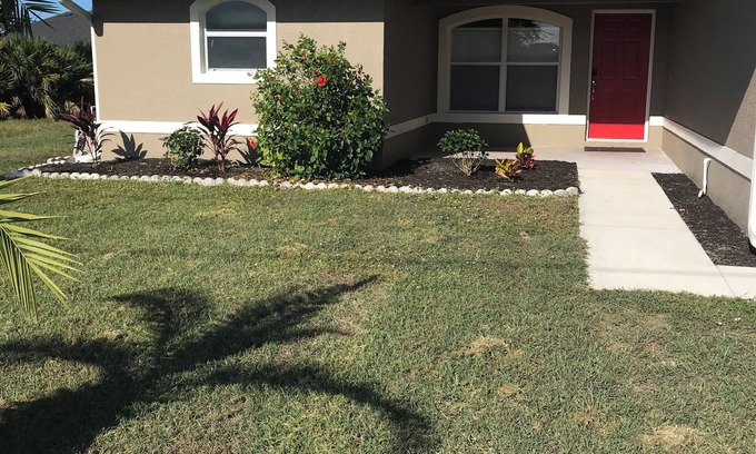 Long Meadow House | Charming 3-bedroom house with heated pool WiFi and AC in serene Rotonda West