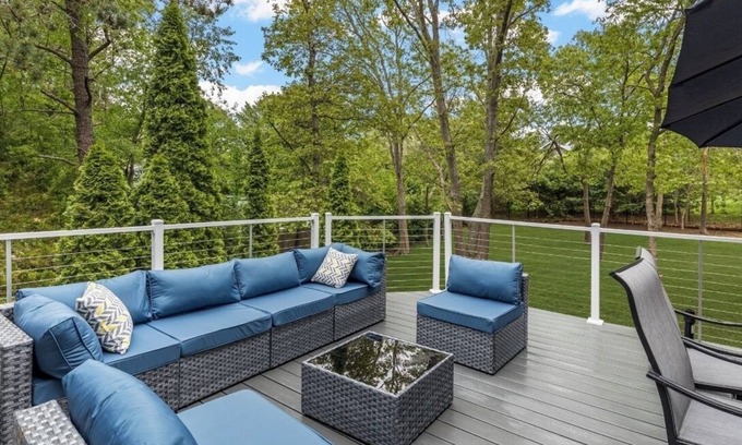 Shinnecock Hills Other | Charming 3-bedroom with WiFi and AC in lovely Southampton
