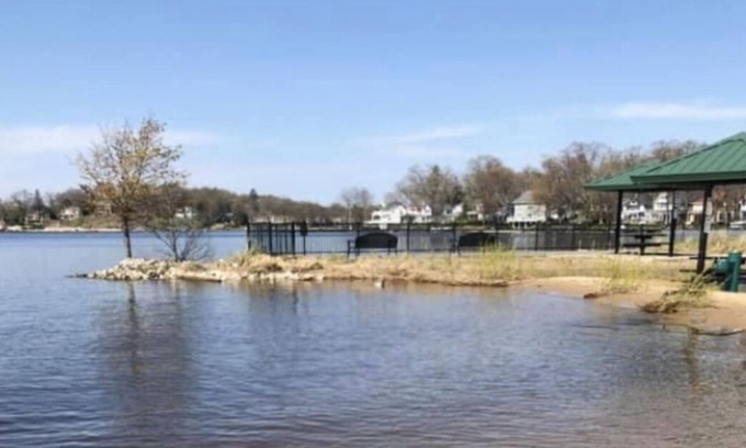 Spring Lake House | Charming 3 bedroom, 2 bath house on a quiet street, just steps from the beach.
