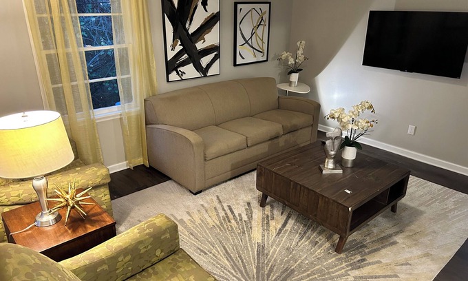 Thomasville House | Charming 3-bedroom house with AC and WiFi in lovely Thomasville