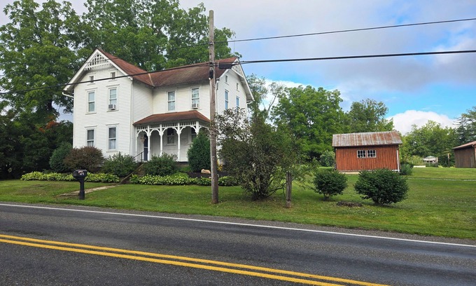 Nisbet Other | Charming 3-bedroom farmhouse 1 hour from Beaver Stadium