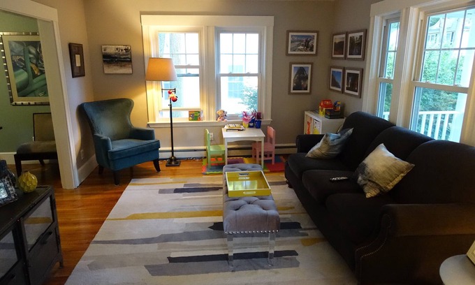 Wellesley House | Charming 3BR Colonial Home in Wellesley