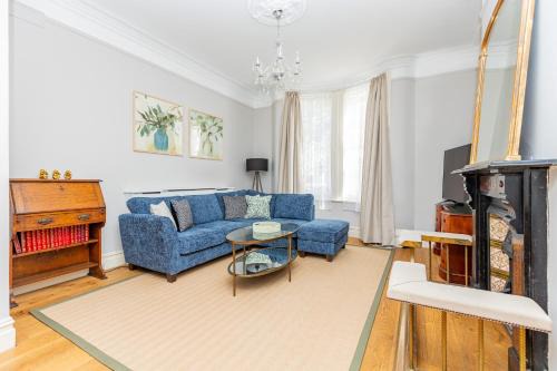 Clapham Apartment | Charming 4 Bed Victorian House in Clapham Old Town