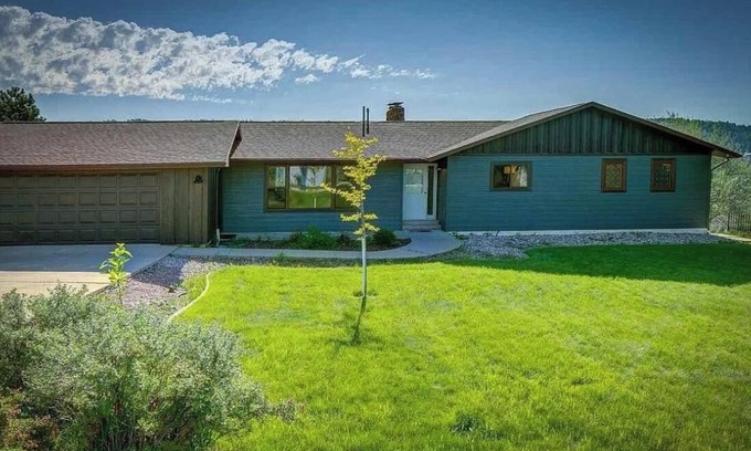 Rapid City House | Charming 4-bedroom house in Serene Rapid City