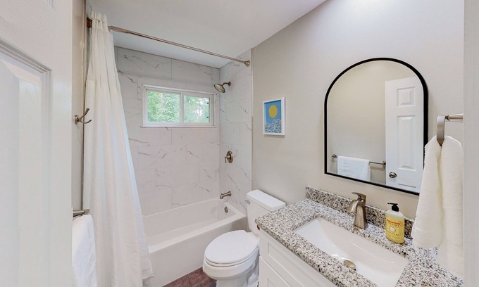 Fayetteville House | Charming 4-bedroom house with Bonus room in Fayetteville