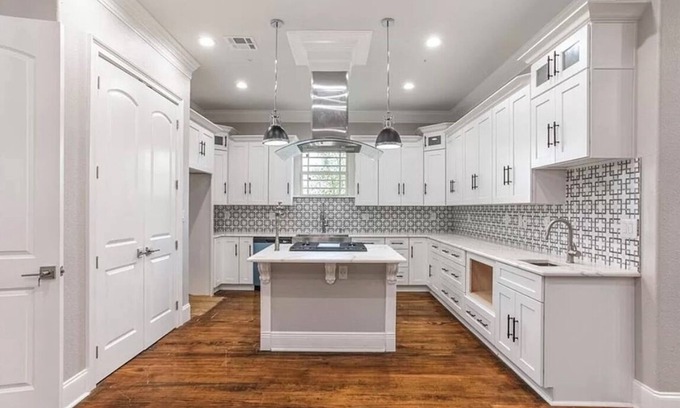 Algiers House | Charming 4-bedroom house with WiFi and AC in delightful New Orleans