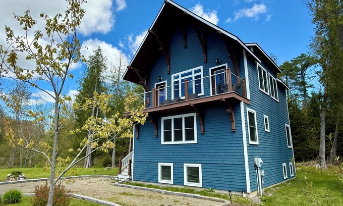Northport House | Charming 4-bedroom Year Around Coastal Retreat near Camden with new firepit area