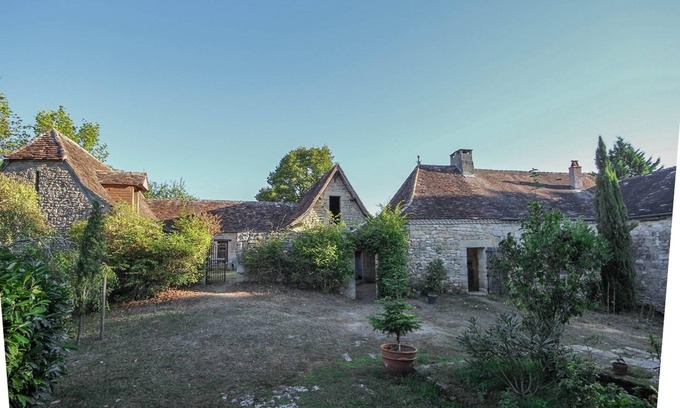 Cherveix-Cubas House | Charming 4 * cottage with private pool