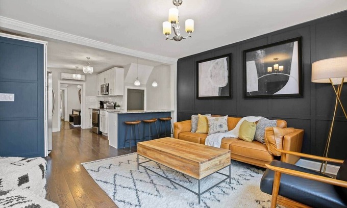 Downtown House | Charming 4BR + Prvt Patio + Historic Row Downtwn