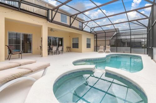 Highgate Park Villa | Charming 5Br Villa With Private Pool Near Disney