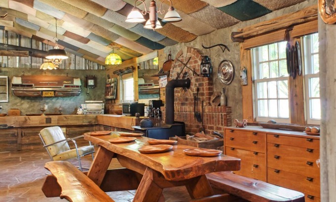 Union County House | Charming 6BD Lakefront Retreat
