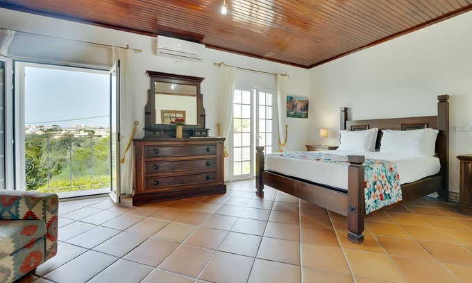 Albufeira Hotel | Charming Algarve Escape | Relax in Comfort & Explore the Coastline & Nightlife