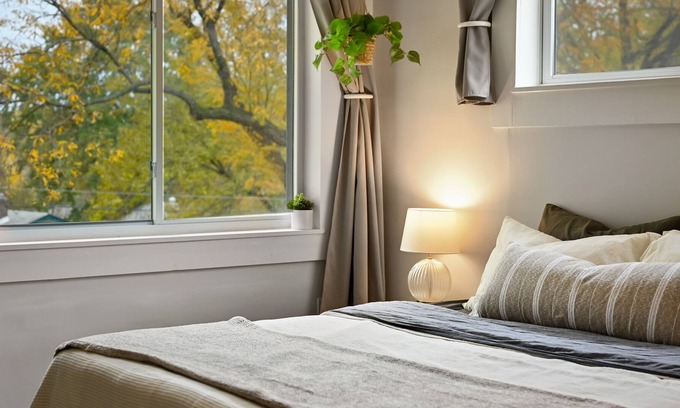 Kansas City House | Charming and modern 3 bedroom/2 bathroom in a prime location