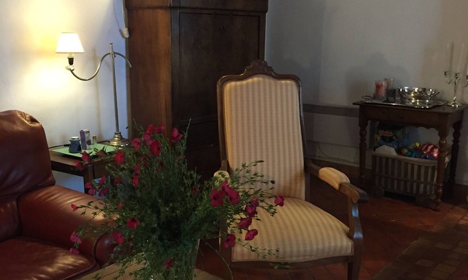 Orange Apartment | Charming apartment in Provence Park .Calme. Parking .2/4 people