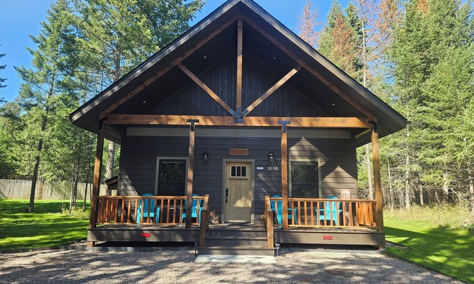 Columbia Falls Cabin | Charming cabin in the woods