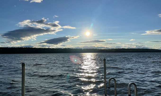 West Poland House | Charming Cape with Wall of Windows facing Pleasant Lake for Sunset Views!
