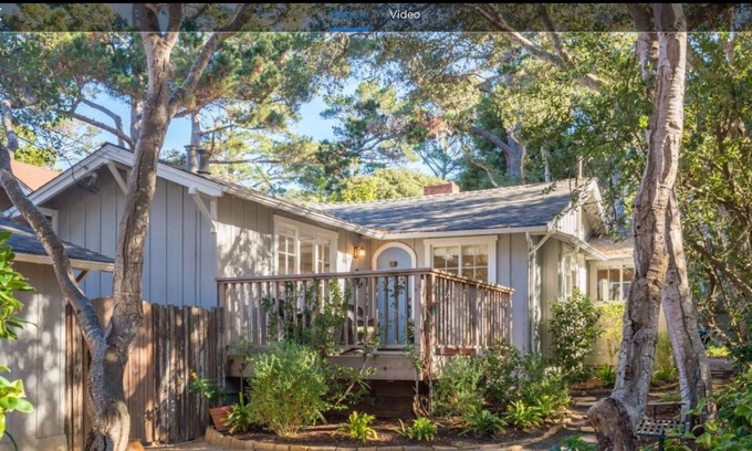 Golden Rectangle Cottage | Charming Carmel-by-the-Sea Cottage