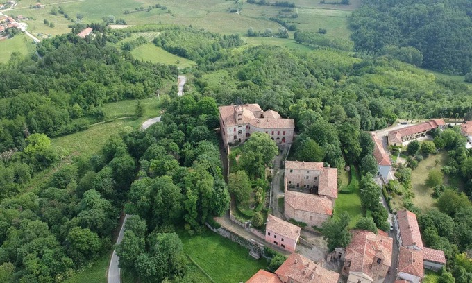 Robella Other | Charming Castle Stay, Robella