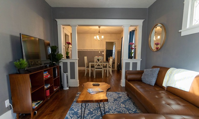 Central Tacoma House | Charming Central Tacoma Home Located Near 6th Ave