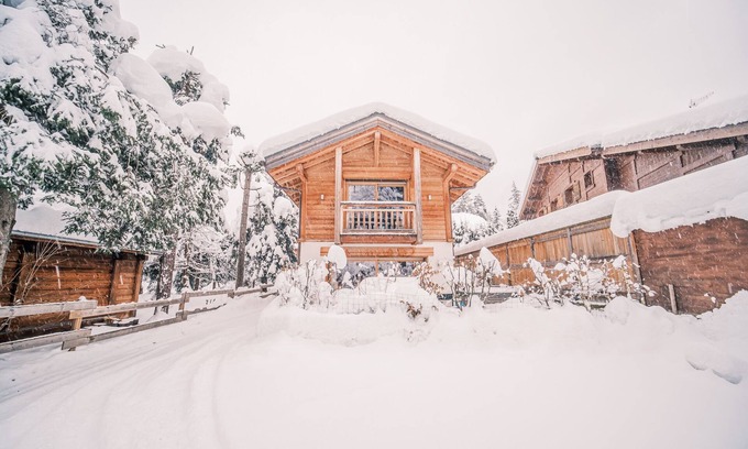 Les Praz-de-Chamonix Ski Chalet | Charming chalet in Les Praz de Chamonix near the Flégère's cable car