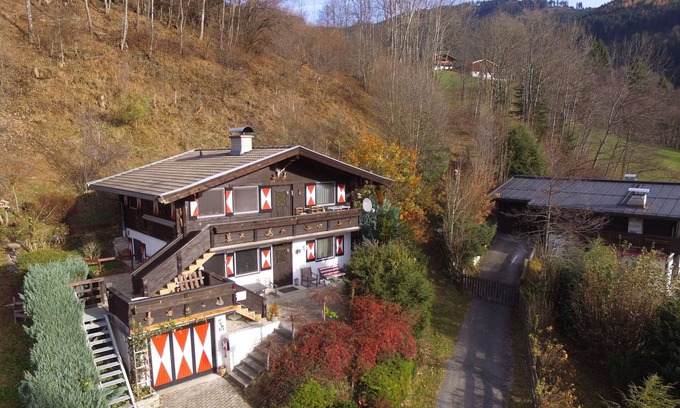 Niedernsill Ski Chalet | Charming Chalet in Niedernsill near Ski Area
