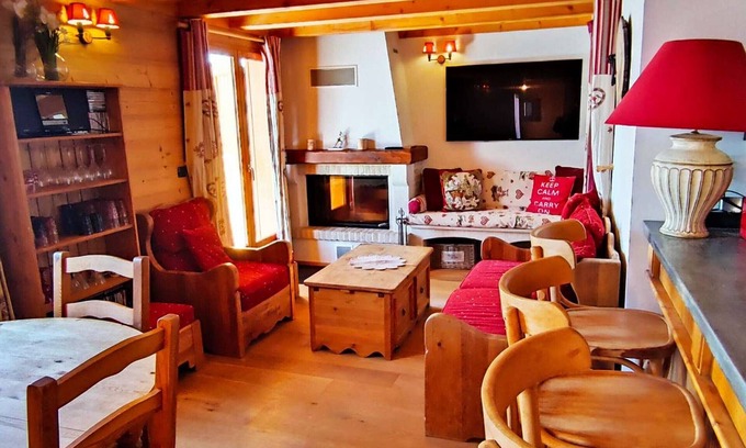 Isola Ski Chalet | Charming chalet in Isola 2000 with fireplace