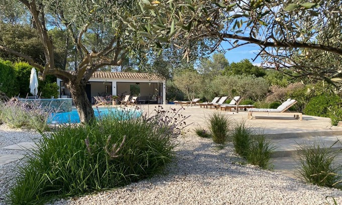 Lorgues Villa | Charming, chic, secluded villa within walking distance from Lorgues