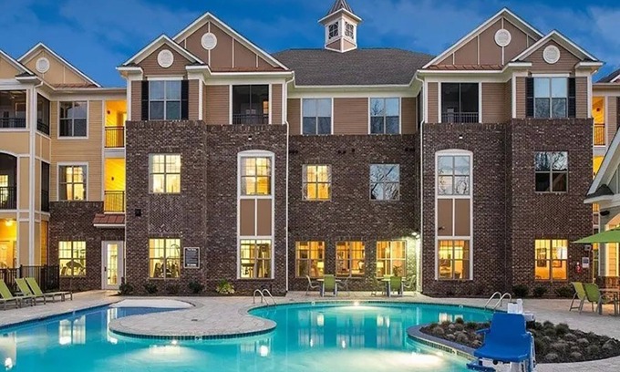 Huntersville Apartment | Charming & Comfy ~ w/ King Bed & Patio!