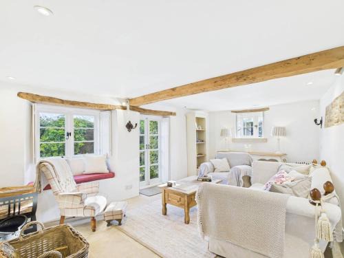 Broadwell House | Charming Cotswold Getaway