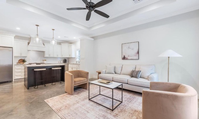 Lafayette House | Charming Cottage built in 2019