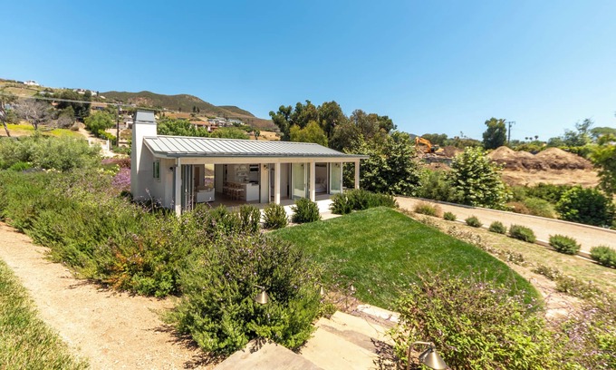 Western Malibu Cottage | Charming cottage in Malibu Park above Zuma Beach.