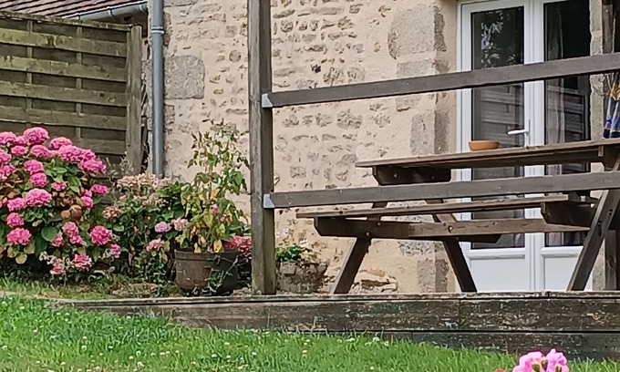 Arconnay Cottage | Charming cottage in Normandy with garden and exciting activities