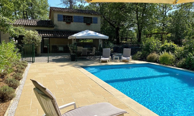 Fayence Cottage | Charming cottage in serene woodland setting, aircon, wifi