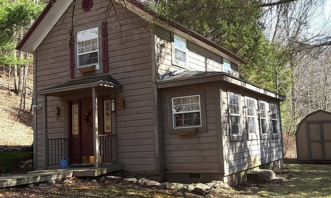 Arkville Cottage | Charming Cottage In The Catskills. Ski, Golf, Hike, Bike And More.