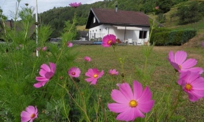 La Bresse Cottage | Charming Cottage Near Hiking Trails & River, Ideal for Families – Terrace, WiFi, Scenic Views