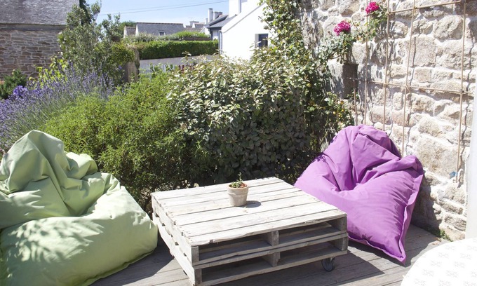 Poulgoazec House | Charming cottage with sea view