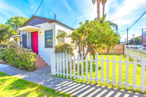 Bankers Hill House | Charming Cottages in Bankers Hill