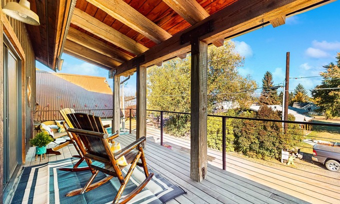 New Meadows Condo | Charming country cottage with arcade game and easy access to skiing, and hiking.