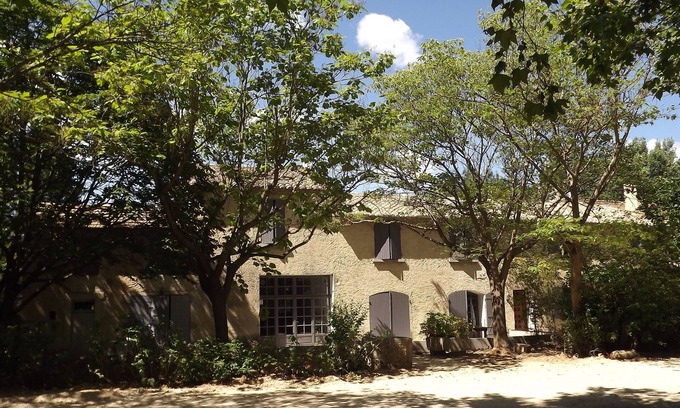 Cavaillon Cottage | Charming country cottage