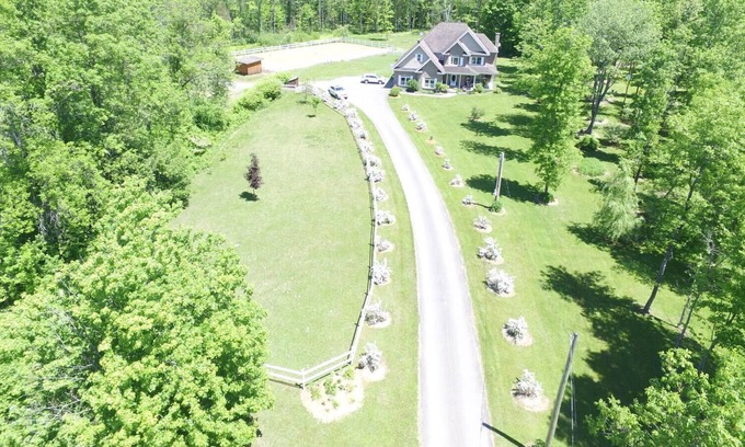 Cedarville House | Charming Country home across the road from Lake Memphremagog