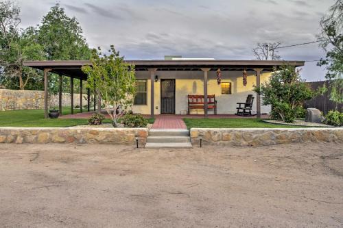 Mesilla House | Charming Couples Casita, Walk to Old Mesilla Plaza